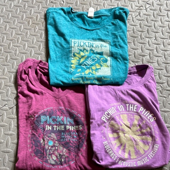 Tops - Pickin in the Pines TShirts
